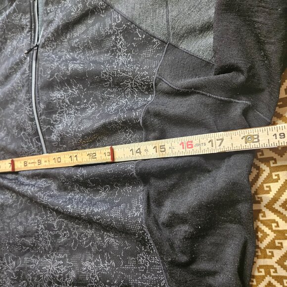 Smartwool PhD 1/4 Zip Pullover Top Merino Wool Blend Light Wind Women's SZ Large - Picture 13 of 14